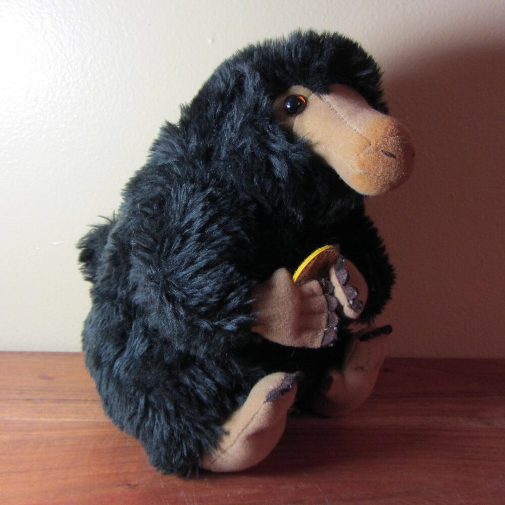 3 for $40 - plush fantastic beasts niffler with coin noble collection (W5818)